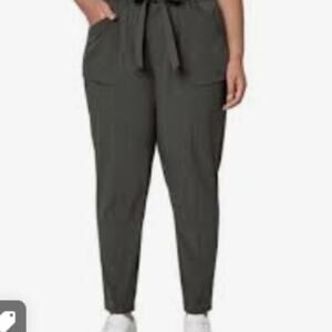 NWOT MODERN AMBITION Grey Paperbag Waist Lightweight Pants L